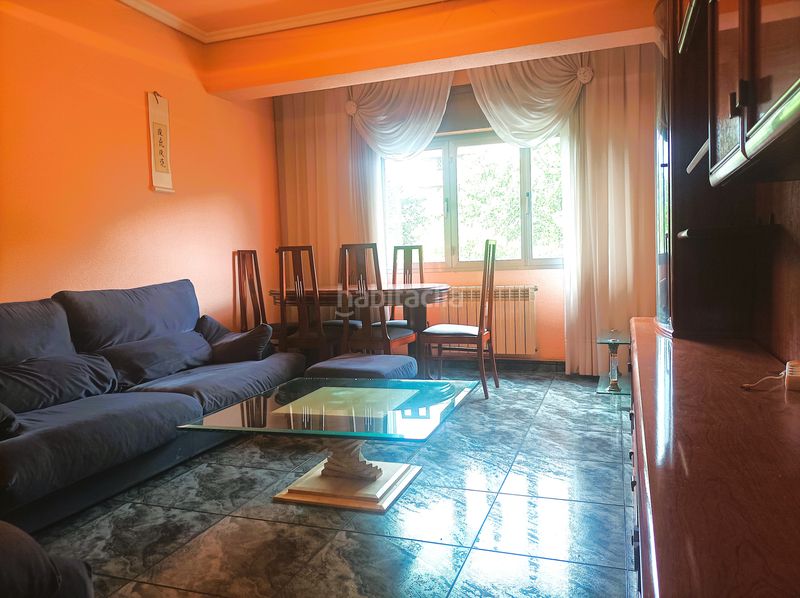 Foto 6fe0ccb1-e8d0-454d-b6b6-230877357220. Flat with heating parking in Oeste Logroño