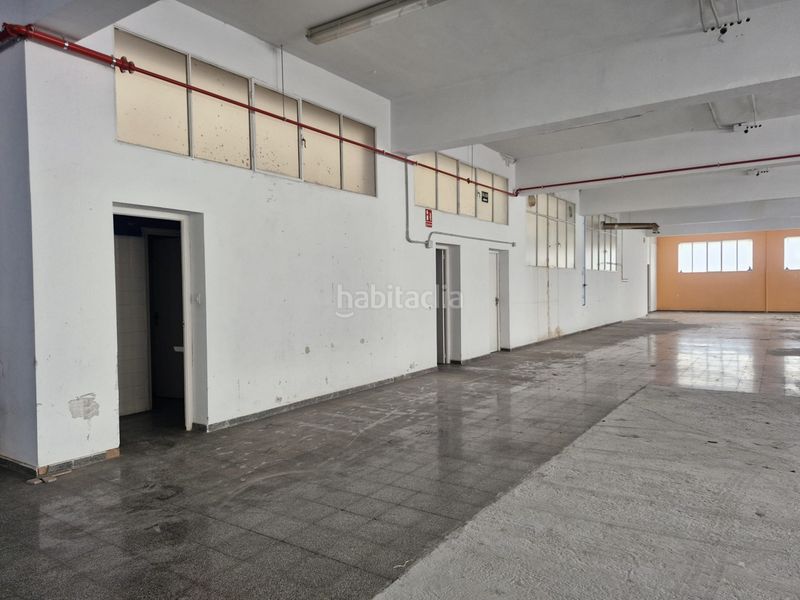 Foto ab848afa-0ff2-4116-bf6c-7842b896e7ea. Nau industrial a Arnedo