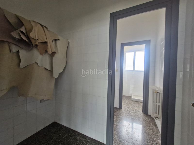 Foto ace11d93-4807-43ed-85ba-b1cb8b0fd4a1. Nau industrial a Arnedo