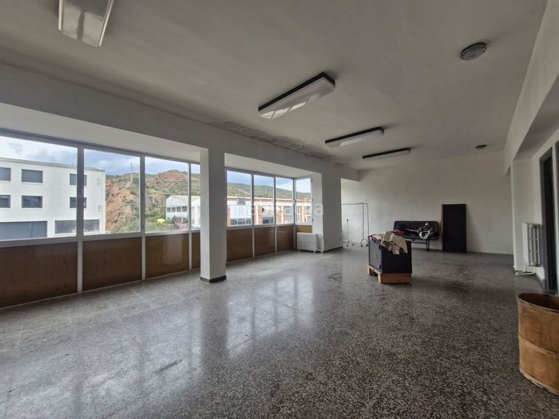 Foto b6b2b7d8-efa2-475d-b00e-e758a8d26b91. Nau industrial a Arnedo