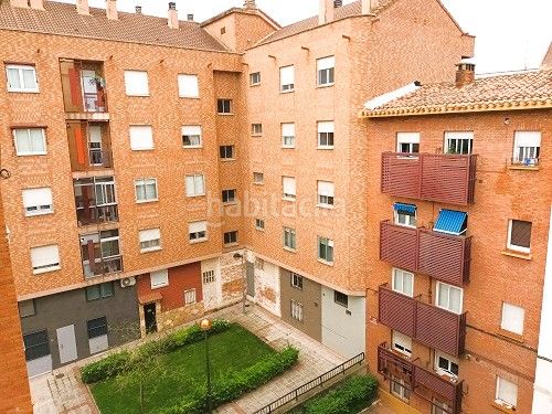 Foto c80d5f96-0f93-48a1-9bca-9ecb3fac2d1c. Pis a La Estrella Logroño