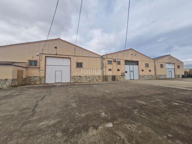 Foto 171dbdb9-f6ff-49c1-a585-cf9505627ba6. Nau industrial a Quel