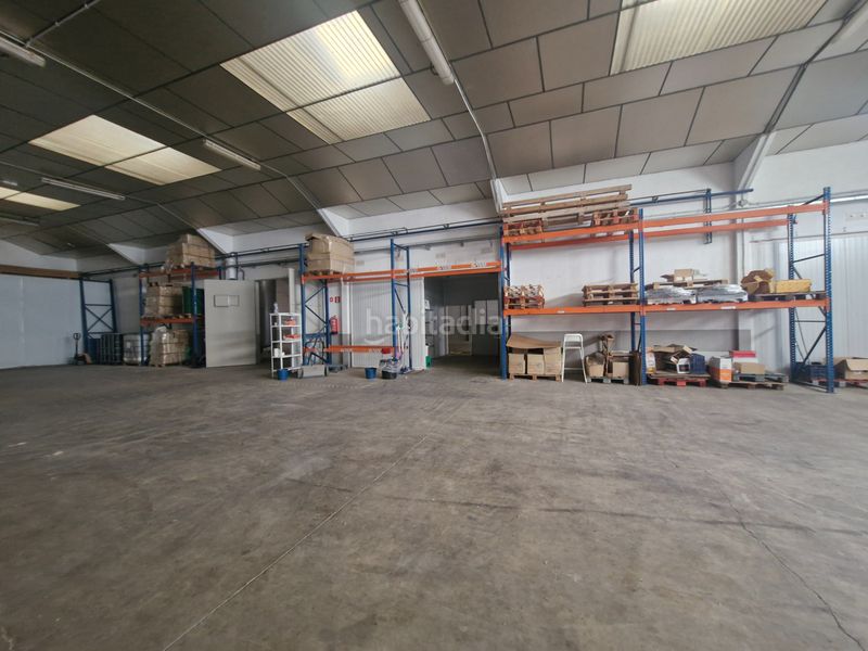 Foto 25b969e7-8d0a-4875-98b9-b5cb95f1e6fa. Nau industrial a Quel