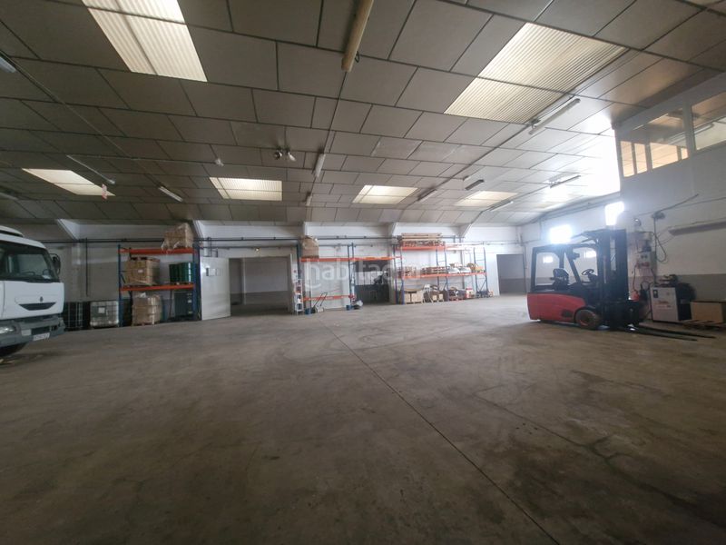 Foto aa0d45e7-10e2-471e-a1cc-f68f06df5b82. Nau industrial a Quel