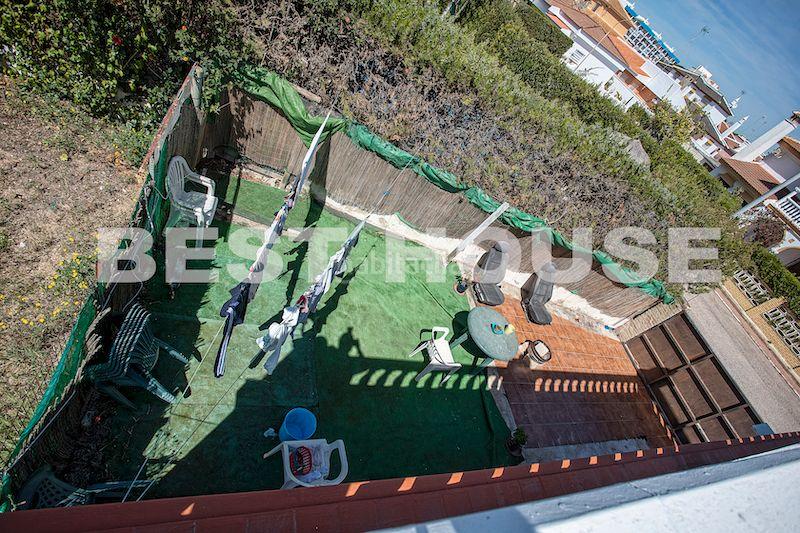 Foto fe609ec9-1f18-49ca-8265-68915190484c. Chalet in Centro - Torre de la Higuera Almonte