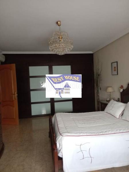 Foto 16c04e83-1c6d-4df6-8c21-6914563ac10a. Semi detached house with parking in Renfe - Bulevar 1ª y 2ª Fase Jaén