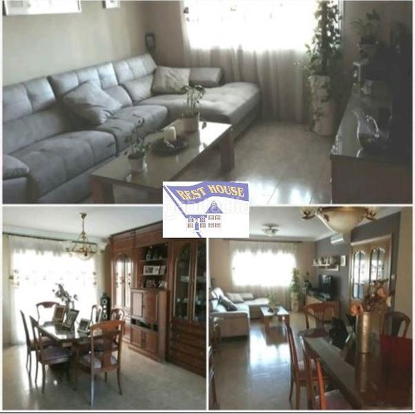 Foto 32dfe33a-1fdc-48ed-8b42-0d3c80d8b610. Semi detached house with parking in Renfe - Bulevar 1ª y 2ª Fase Jaén