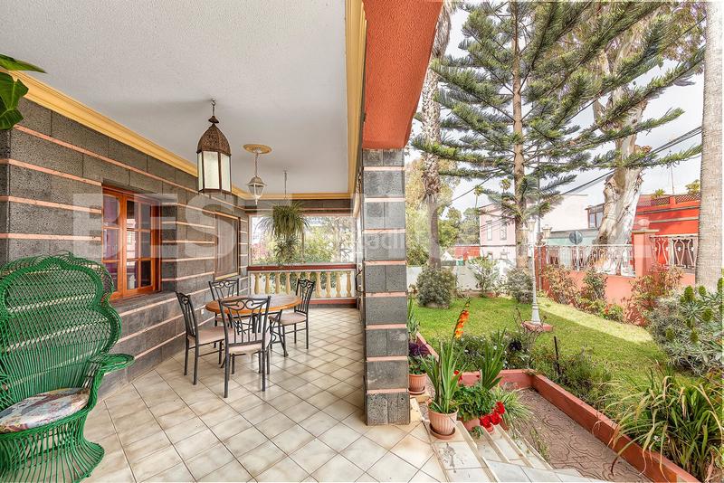 Foto 1c075dfb-a0f6-4d34-a2ad-1350ed38fe42. Chalet with parking in Tafira Palmas de Gran Canaria (Las)