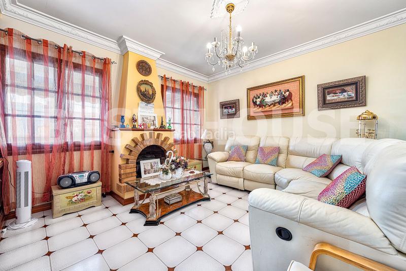 Foto 95771db0-b4a5-4c0d-abe4-07cc5dc056b1. Chalet with parking in Tafira Palmas de Gran Canaria (Las)