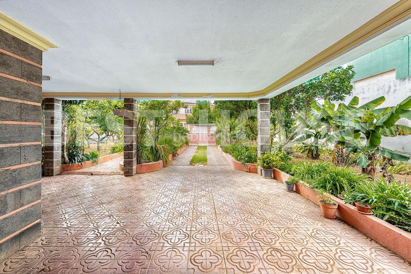 Foto 63cec50d-178c-4454-a9fe-b2239dd8fb58. Chalet avec parking dans Tafira Palmas de Gran Canaria (Las)