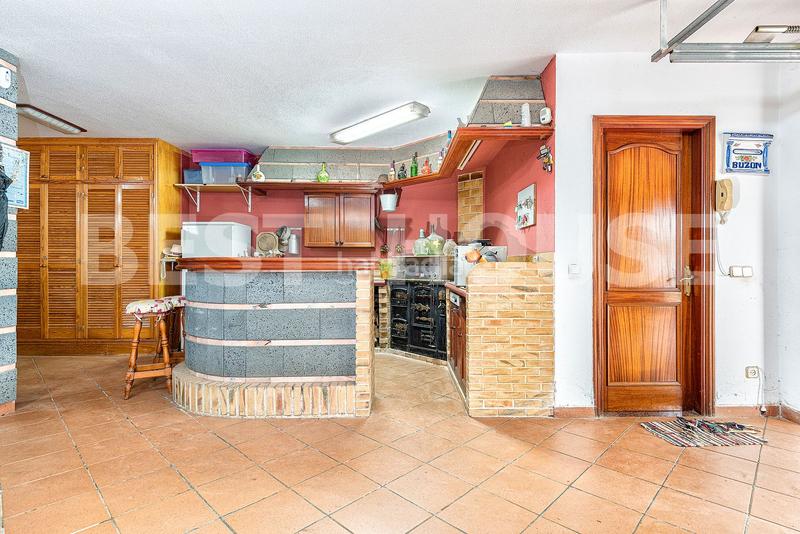 Foto 4be57dbe-1132-4752-8df9-5181c7cbcd18. Chalet en Tafira Palmas de Gran Canaria (Las)