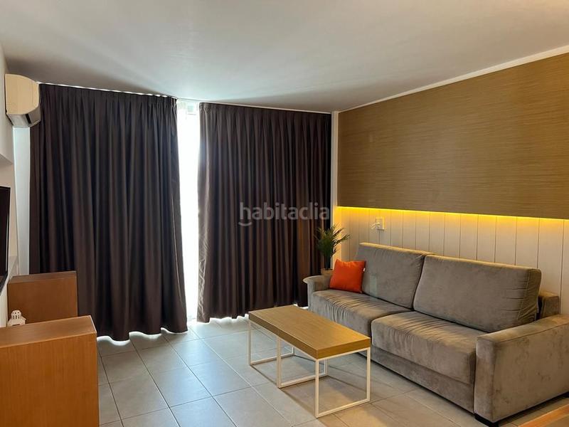 Foto 630a09df-ac89-4af4-919d-864ed3ab376c. Apartament amb piscina a Playa del Inglés San Bartolomé de Tirajana