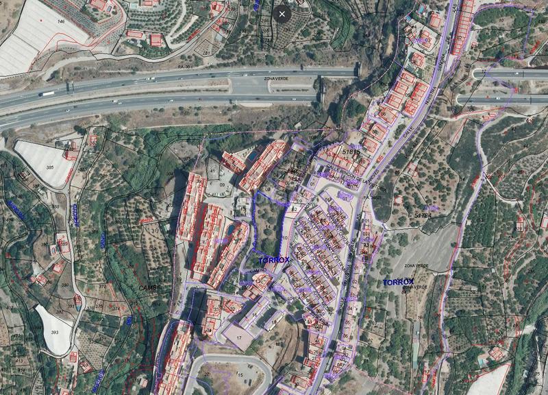 Foto 44dd2c2f-0777-4c5f-8f9b-2e75065b0ceb. Terreny residencial a Torrox pueblo Torrox
