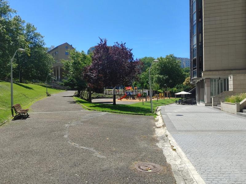 Foto 99533758-f5ea-427b-908a-85427ff3d493. Geschäftsraum in Paseo de los Puentes - Santa Margarita Coruña (A)