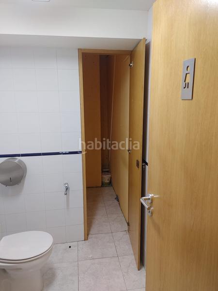 Foto 2be1221a-9d9f-4f1f-863b-85653f9dc458. Local comercial en Paseo de los Puentes - Santa Margarita Coruña (A)