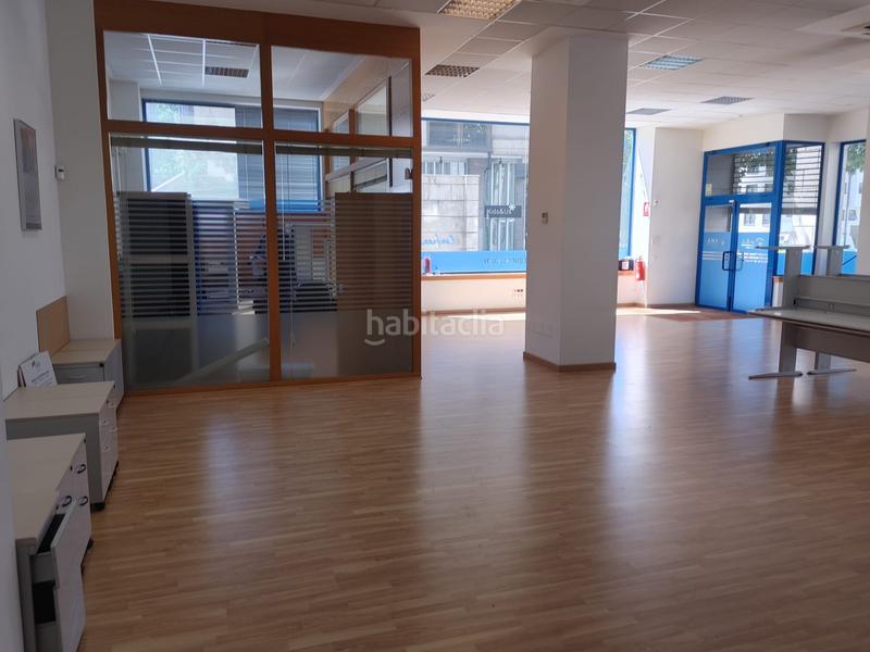 Foto 46a96b9f-abbe-46f8-a40d-12cde893a06c. Local comercial en Paseo de los Puentes - Santa Margarita Coruña (A)