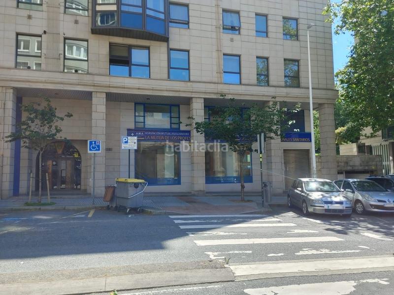 Foto 53328b14-2570-4510-9bdc-69c075a3df0c. Local comercial en Paseo de los Puentes - Santa Margarita Coruña (A)