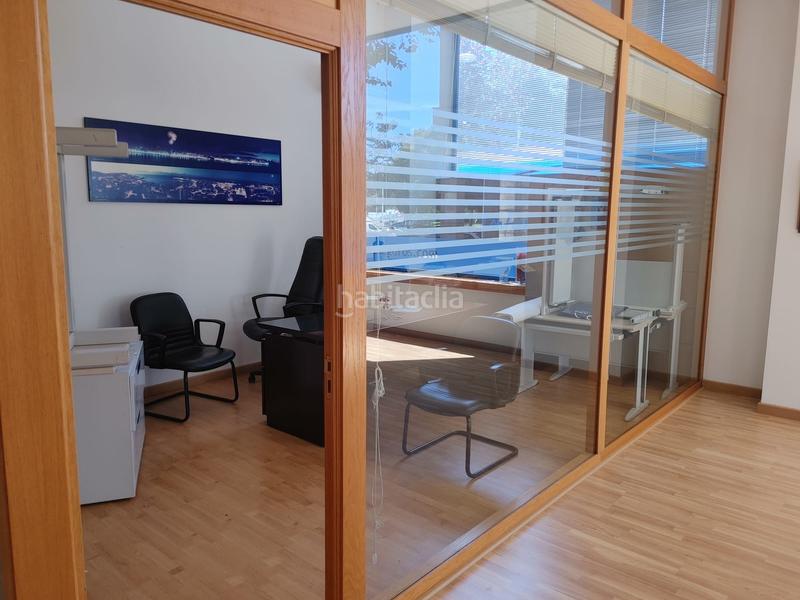 Foto 857c9e85-d044-4dd0-8efe-5998ca934dc1. Local comercial en Paseo de los Puentes - Santa Margarita Coruña (A)