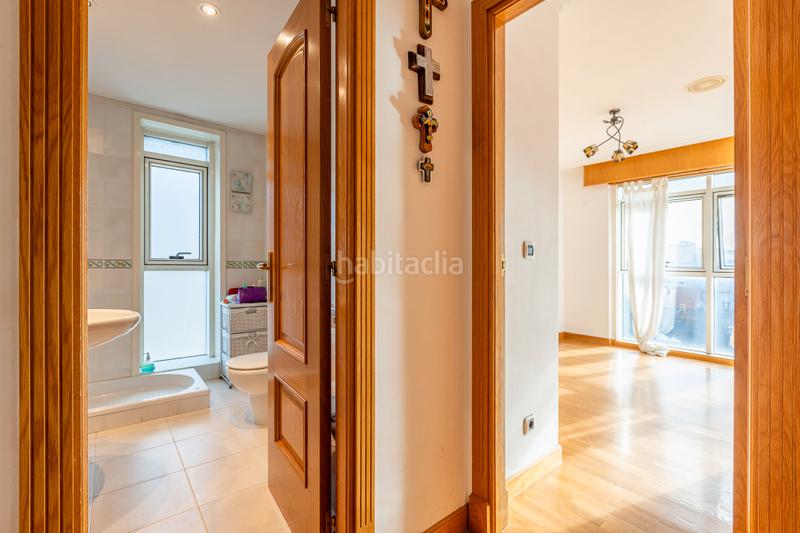 Foto ccccdc72-5086-4b5a-8c13-ec6894a8400d. Duplex avec chauffage parking dans Riazor - Visma Coruña (A)