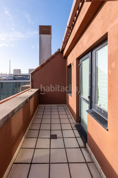 Foto 2cd65ec3-bd95-4e9b-8c6f-557e1cd9cc63. Zweistöckige wohnung mit heizung parking in Riazor - Visma Coruña (A)