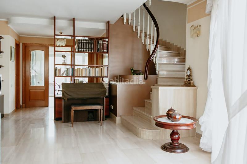 Foto c6c162c4-a868-49a0-8cda-a38cff8cf433. Casa a schiera con parcheggio in Santiago Huesca