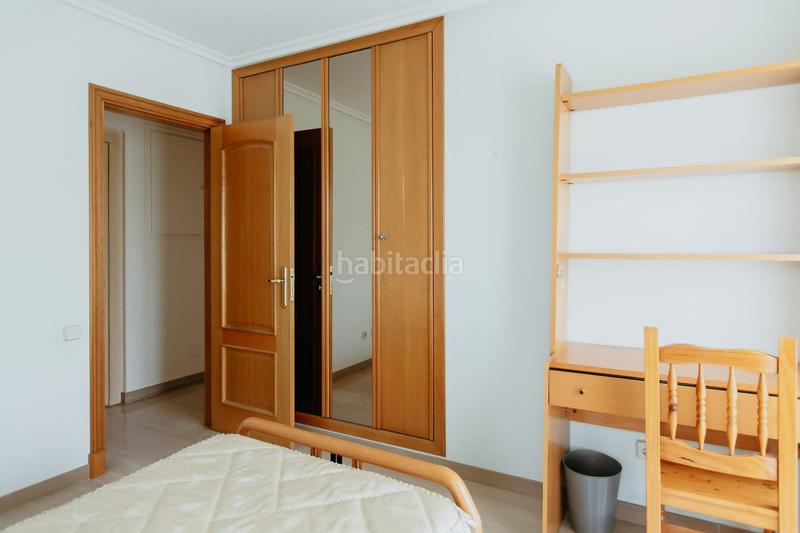 Foto 40a7a53c-1392-4cb9-b0c3-4188838b8077. Casa adossada amb aparcament a Santiago Huesca