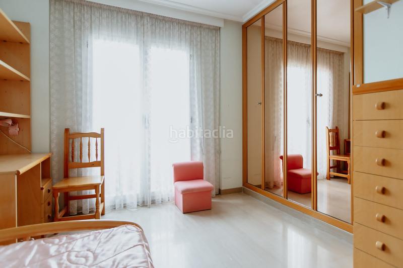 Foto b6542202-b301-46a3-bae8-7a7d287a55f9. Casa adossada amb aparcament a Santiago Huesca