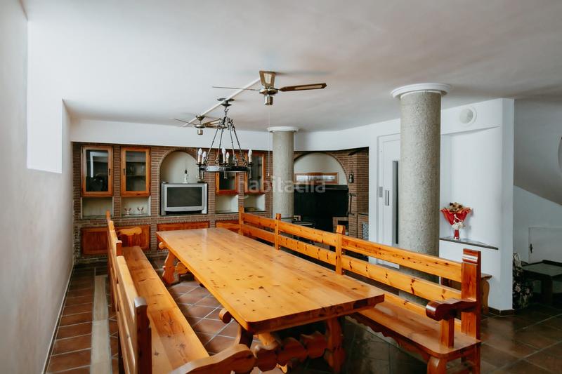 Foto ce2bace3-8f32-4d07-a9e6-e42789dd6d29. Maison jumelée avec parking dans Santiago Huesca