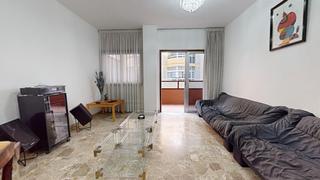 Piso  Calle veintinueve de abril
