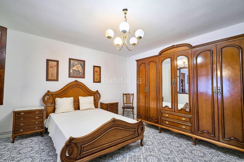 Foto 3b1316cf-3202-4596-bd10-e36c11b017fe. Casa adossada amb aparcament a Fuentesaúco