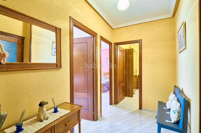 Foto 3e9886ad-fd44-4daf-8994-bfedf819ebb0. Casa adossada amb aparcament a Fuentesaúco