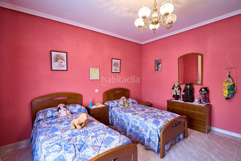 Foto 712a127f-7711-491f-a30f-9a80e004e26c. Casa adossada amb aparcament a Fuentesaúco