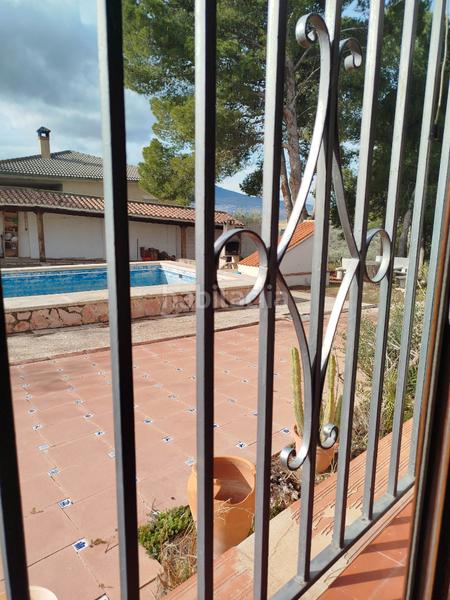 Foto c28c1c1c-e045-4ab2-9f9b-8a384235a8e2. Chalet en San Bartolomé - Millán de Priego Jaén