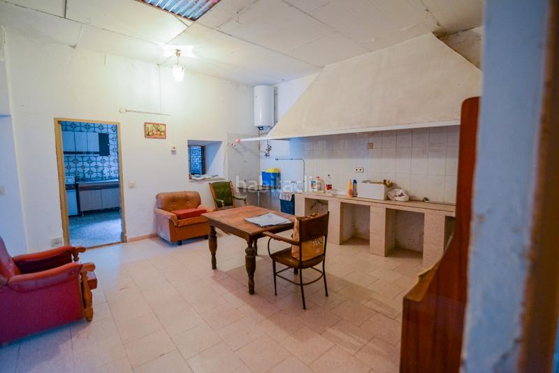 Foto f7c7a6be-5a71-4cc7-a348-c12a62378f7f. Finca rústica en Carcabuey