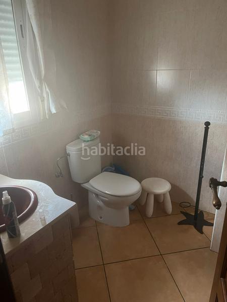 Foto b5ab9496-2d90-40b1-ae77-568ff207a9d5. Casa adossada amb aparcament a Alfacar