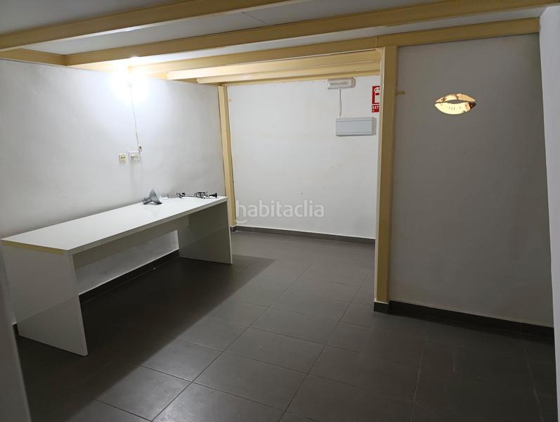 Foto 9a0f33fa-e5da-41ba-972d-d6962c2f14f0. Locale commerciale con riscaldamento in Fígares Granada