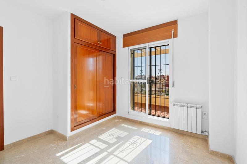 Foto 3cfb7780-c2c9-4de0-a934-b8d567490b56. Semi detached house with parking pool in Huétor Vega