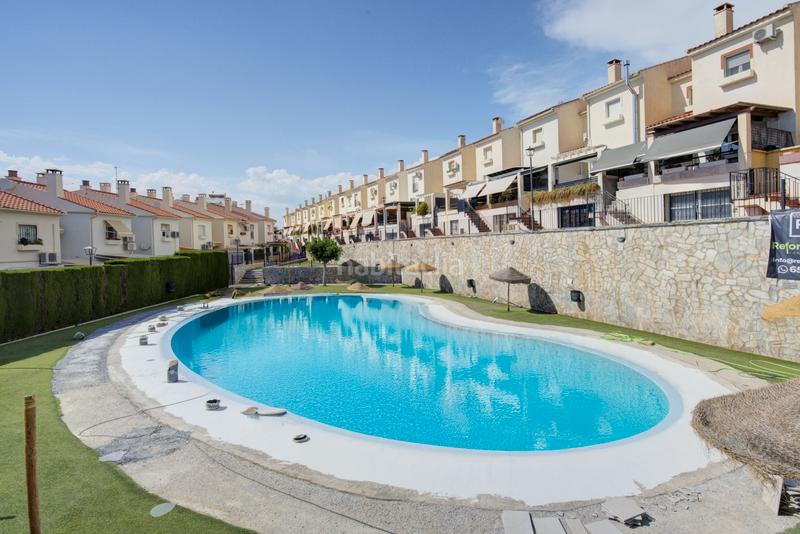 Foto 3d6ee10d-c6be-46f0-8a1c-a1d1535ea2f4. Semi detached house with parking pool in Huétor Vega