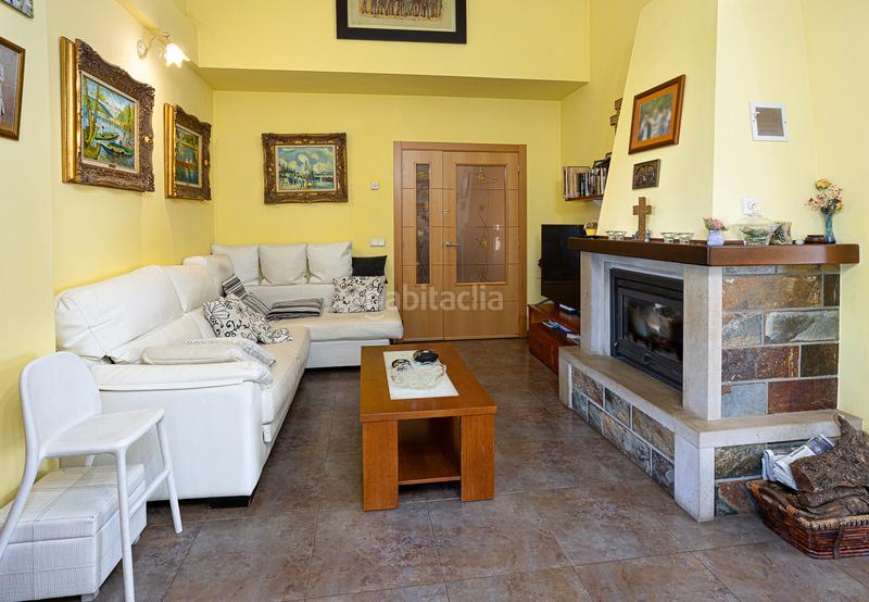 Foto 8c2db0d7-a5de-4f52-87e5-73ba72d2ff92. Chalet avec cheminée dans Aldeamayor de San Martín