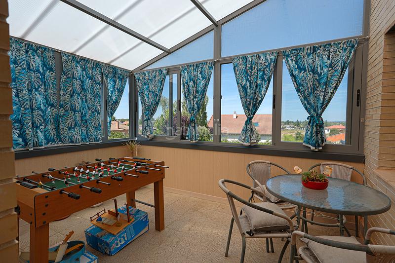 Foto 8c7eedea-cbdc-453c-8784-28aacfe099a8. Chalet avec cheminée dans Aldeamayor de San Martín