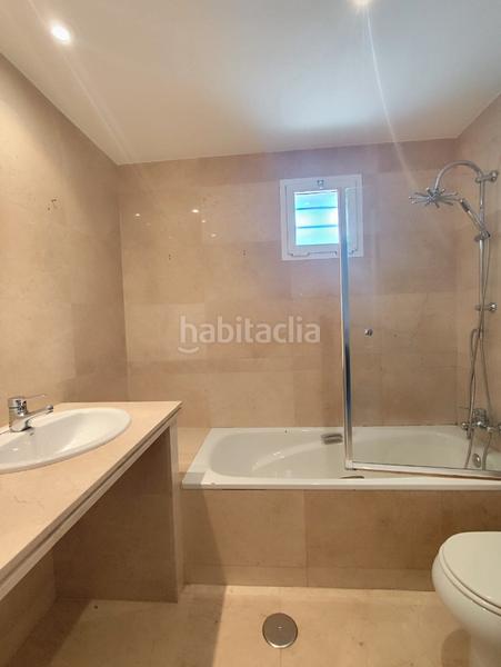 Foto b9aefdc4-1184-4e18-a439-8f41e2ada31c. Chalet en Almensilla