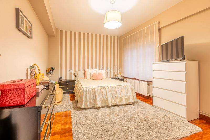 Foto da3aa490-2398-4cda-9cb2-571d934e7dd2. Appartamento con riscaldamento in Los Castros - Castrillón Coruña (A)