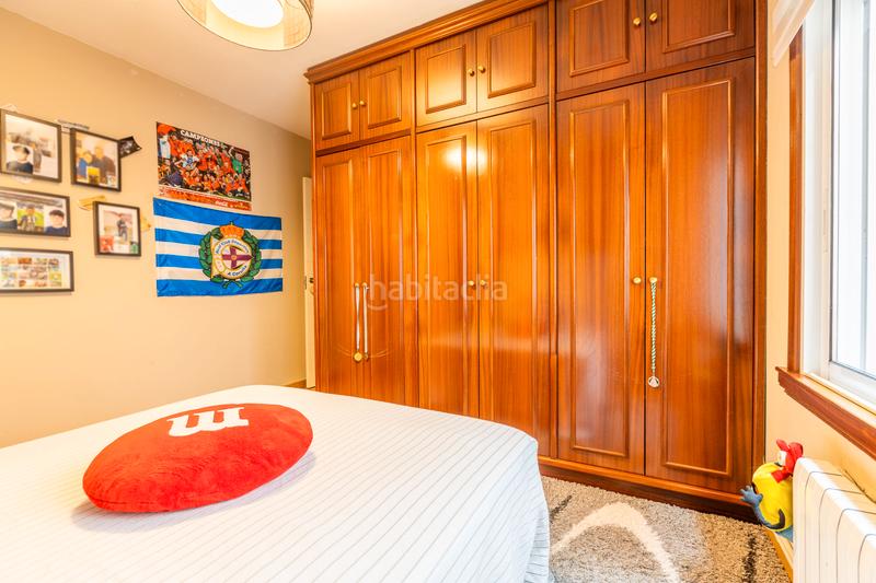 Foto 0fead960-01af-4057-97ee-c95f5ca31f13. Etagenwohnung mit heizung in Los Castros - Castrillón Coruña (A)