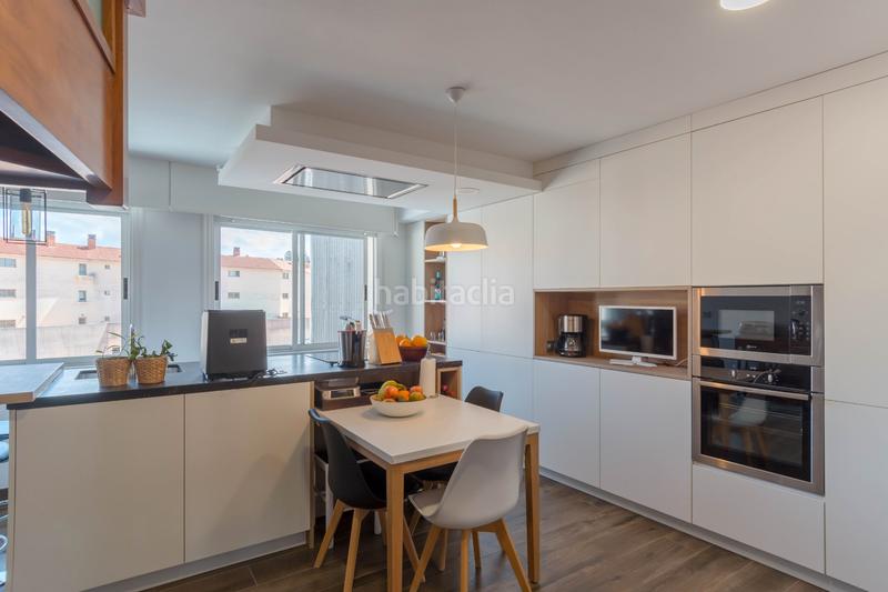 Foto c6e025d7-c1ad-4ea6-9e71-cf2b80cef349. Dúplex  en venta en calle areal en Perillo Oleiros
