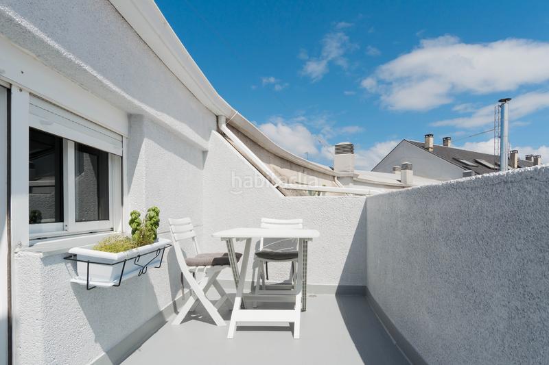 Foto ce89b7c8-337b-4275-bf08-53c255c9fbef. Dúplex  en venta en calle areal en Perillo Oleiros
