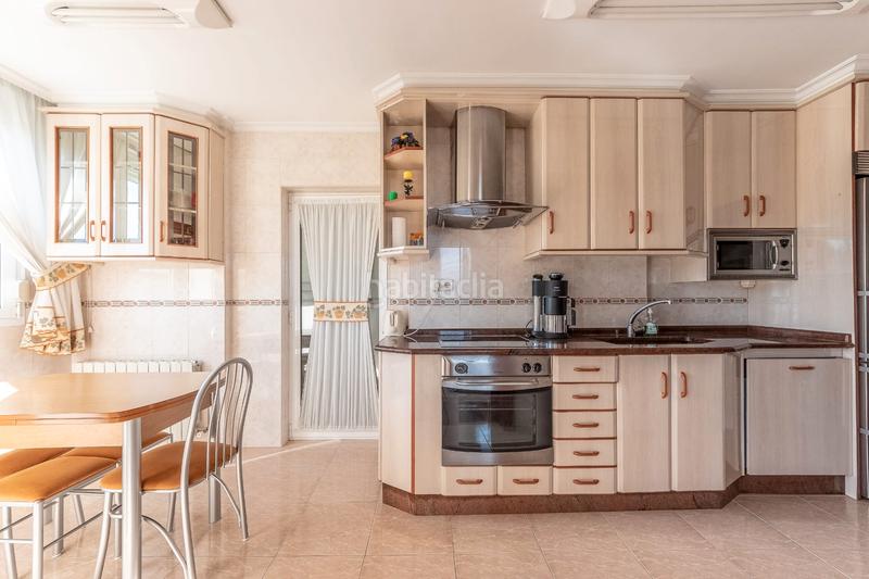 Foto 9049b9ce-b67b-4924-ab36-91b4847f4fd8. Xalet amb calefacció aparcament a Bermeo