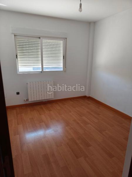 Foto 61278506-2bc0-4303-998e-a5d470dedaea. Chalet casa / chalet independiente en venta en calle felipe oya rodríguez, en Jaén