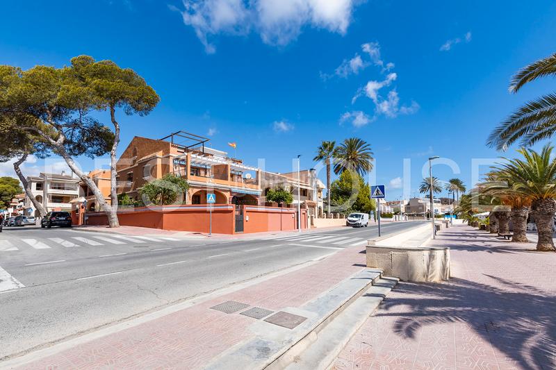 Foto 897929c8-239f-44a4-aeee-2b3c4e08b130. Appartamento con camino parcheggio in Santiago de La Ribera San Javier