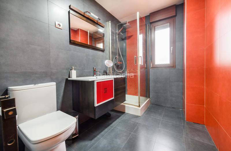 Foto 0540b377-88b4-4bbc-a599-f4d64026b283. Chalet avec chauffage parking piscine dans Cabanillas del Campo