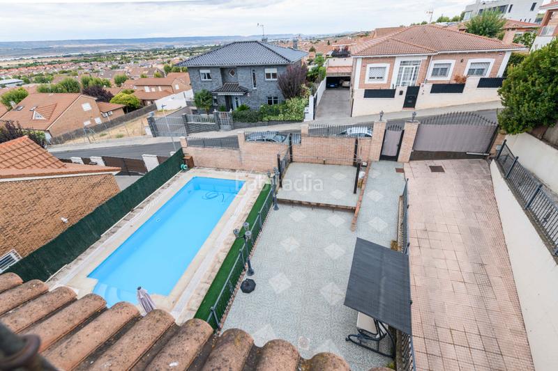 Foto 1e3130cc-b127-4716-a19f-702df6f7ee4b. Chalet avec chauffage parking piscine dans Cabanillas del Campo